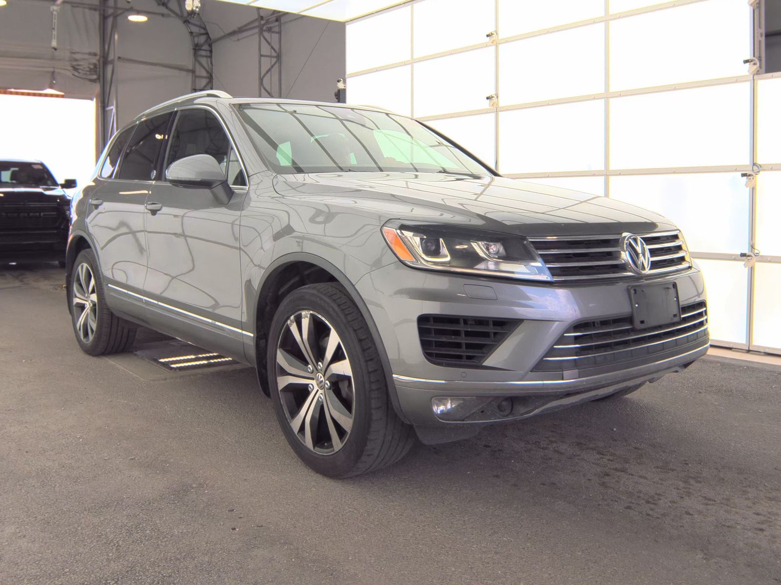 2017 Volkswagen Touareg 3.6L Wolfsburg Edition AWD