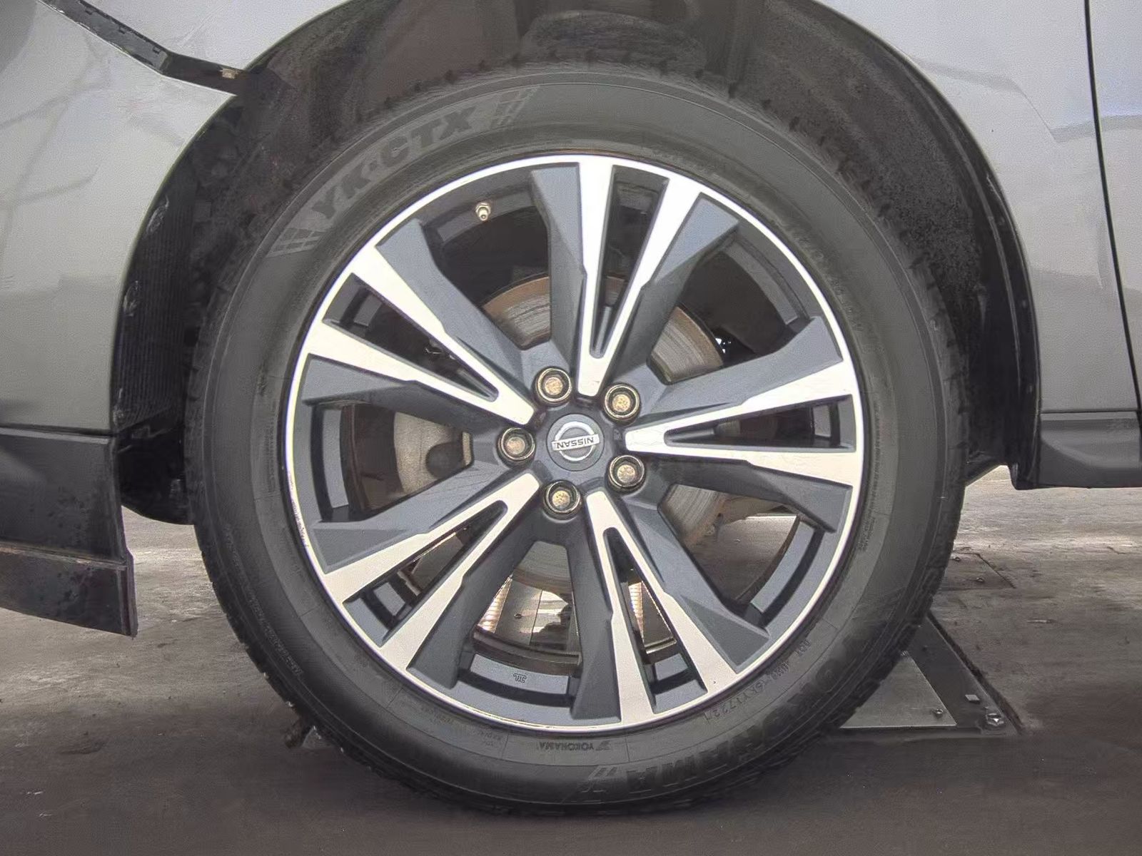 2017 Nissan Pathfinder SL FWD