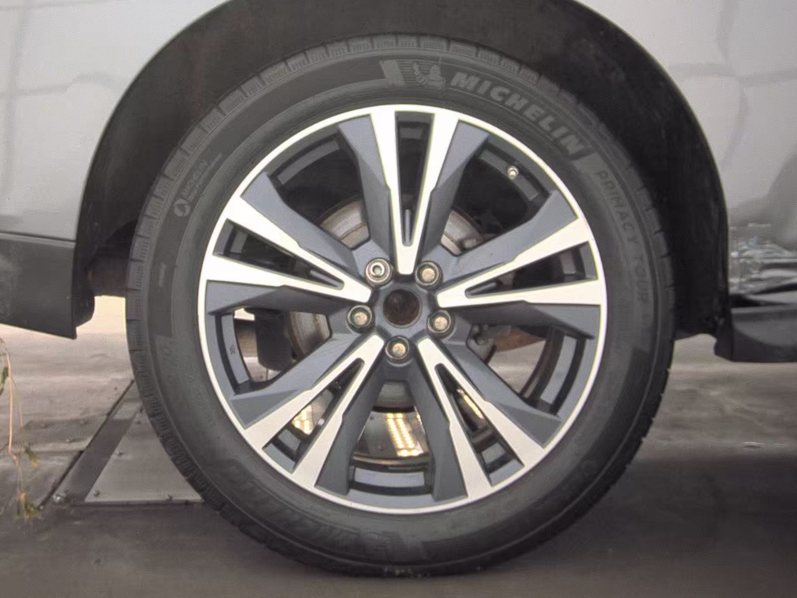 2017 Nissan Pathfinder SL FWD
