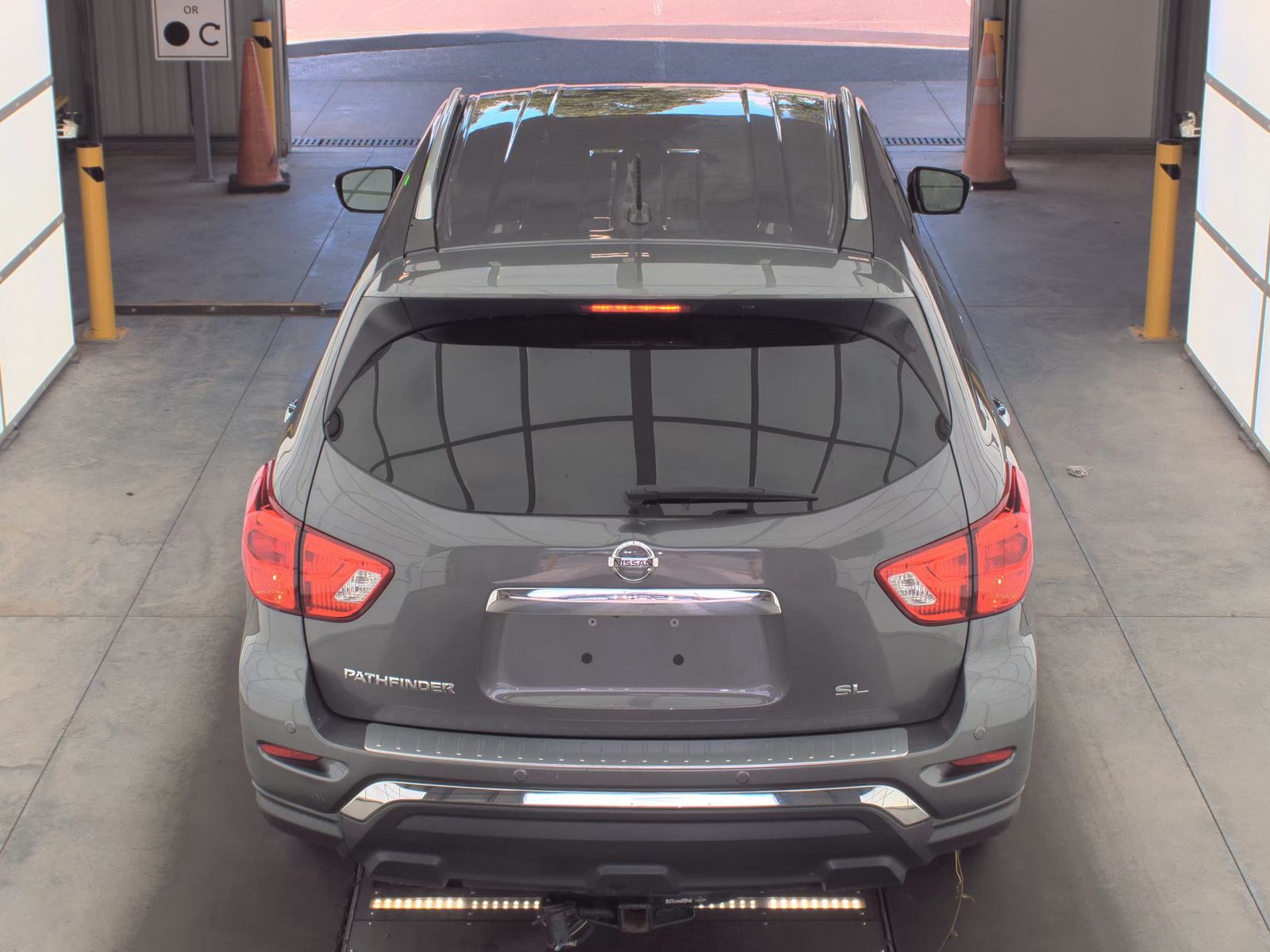 2017 Nissan Pathfinder SL FWD