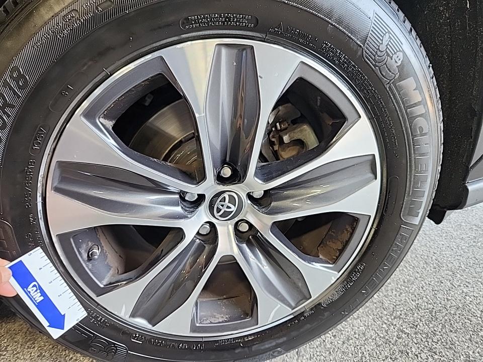 2022 Toyota Highlander XLE AWD