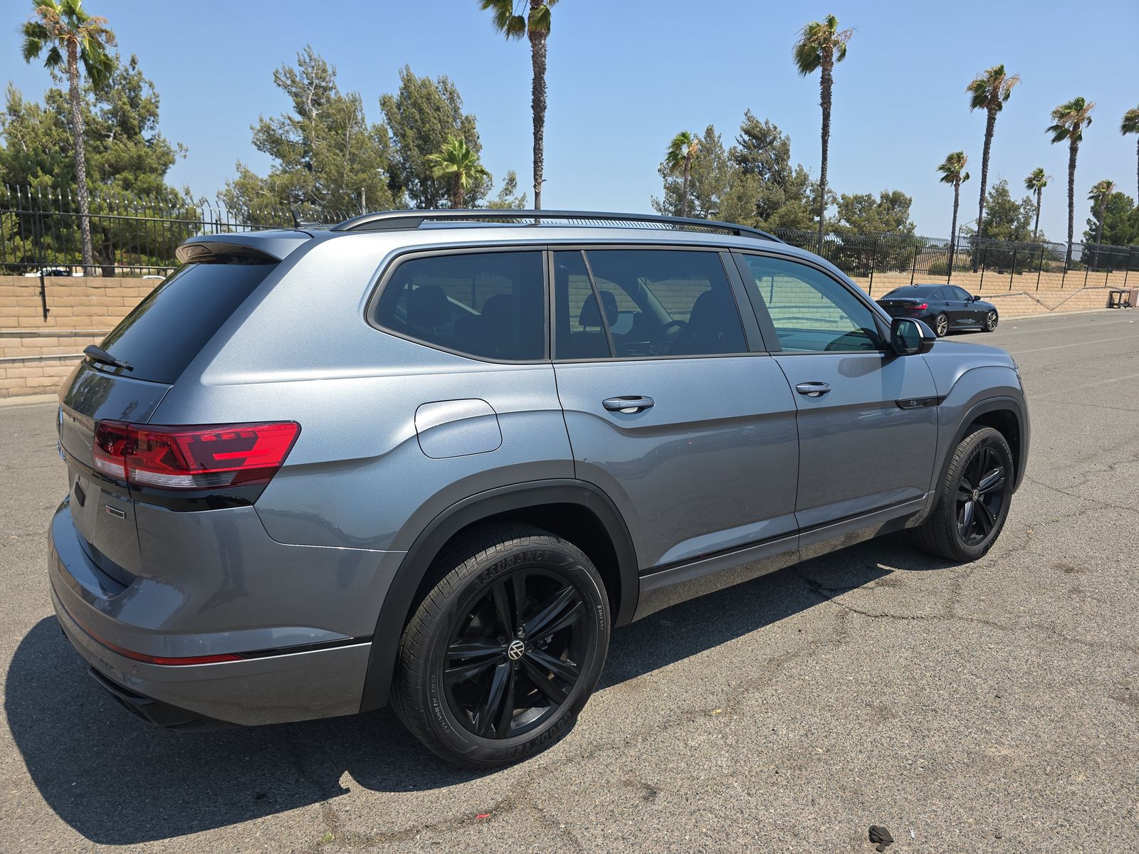 2022 Volkswagen Atlas 3.6L SEL R-Line Black AWD