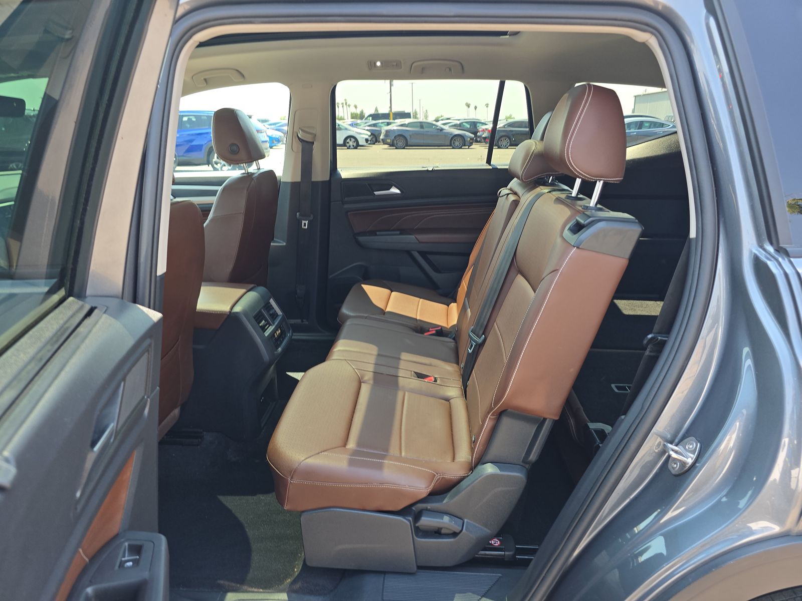 2022 Volkswagen Atlas 3.6L SEL R-Line Black AWD