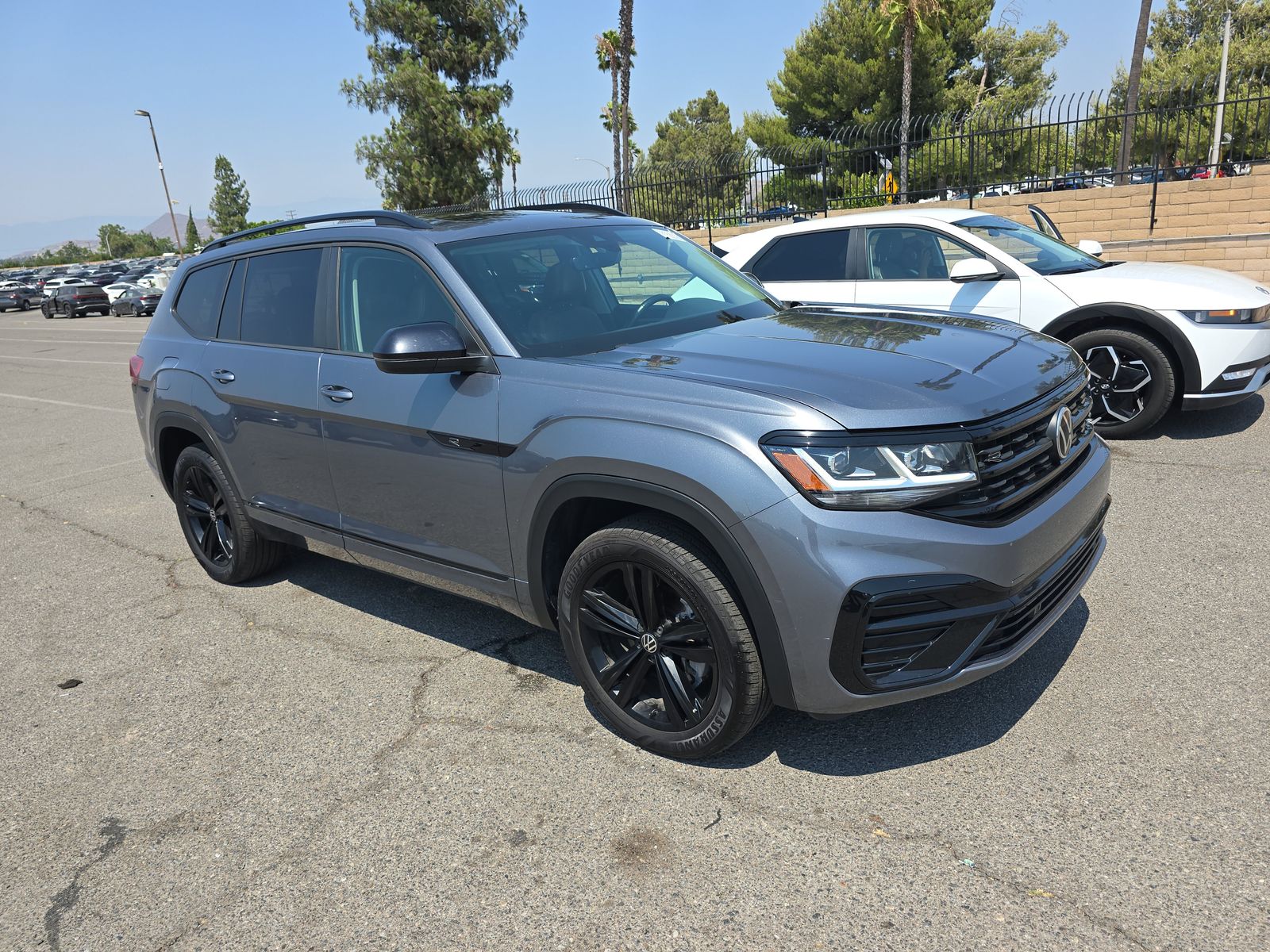2022 Volkswagen Atlas 3.6L SEL R-Line Black AWD