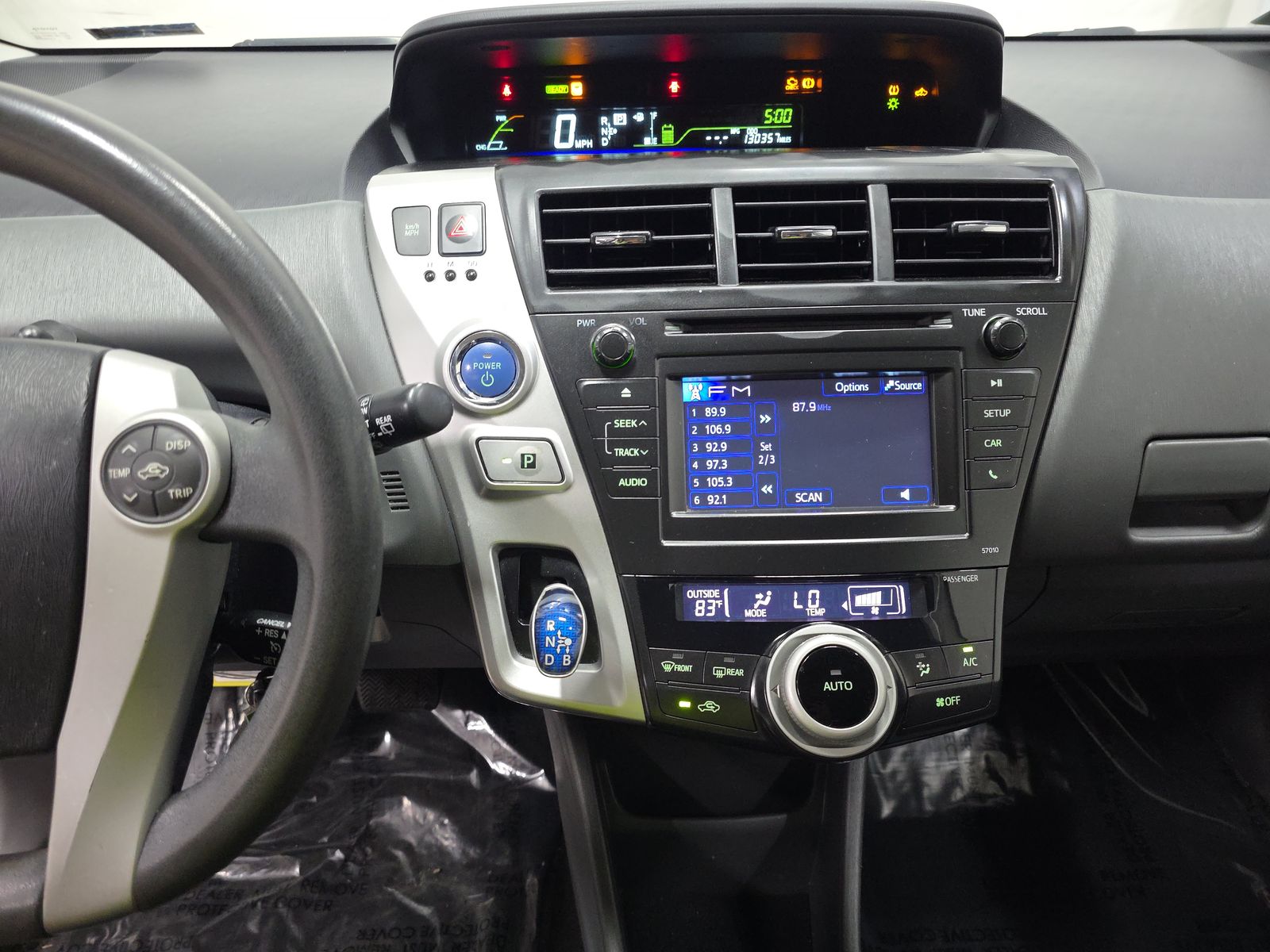 2014 Toyota Prius v Two FWD