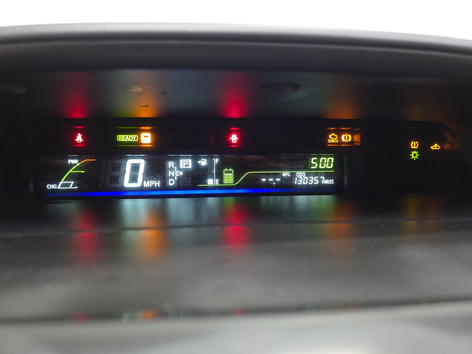 2014 Toyota Prius v Two FWD