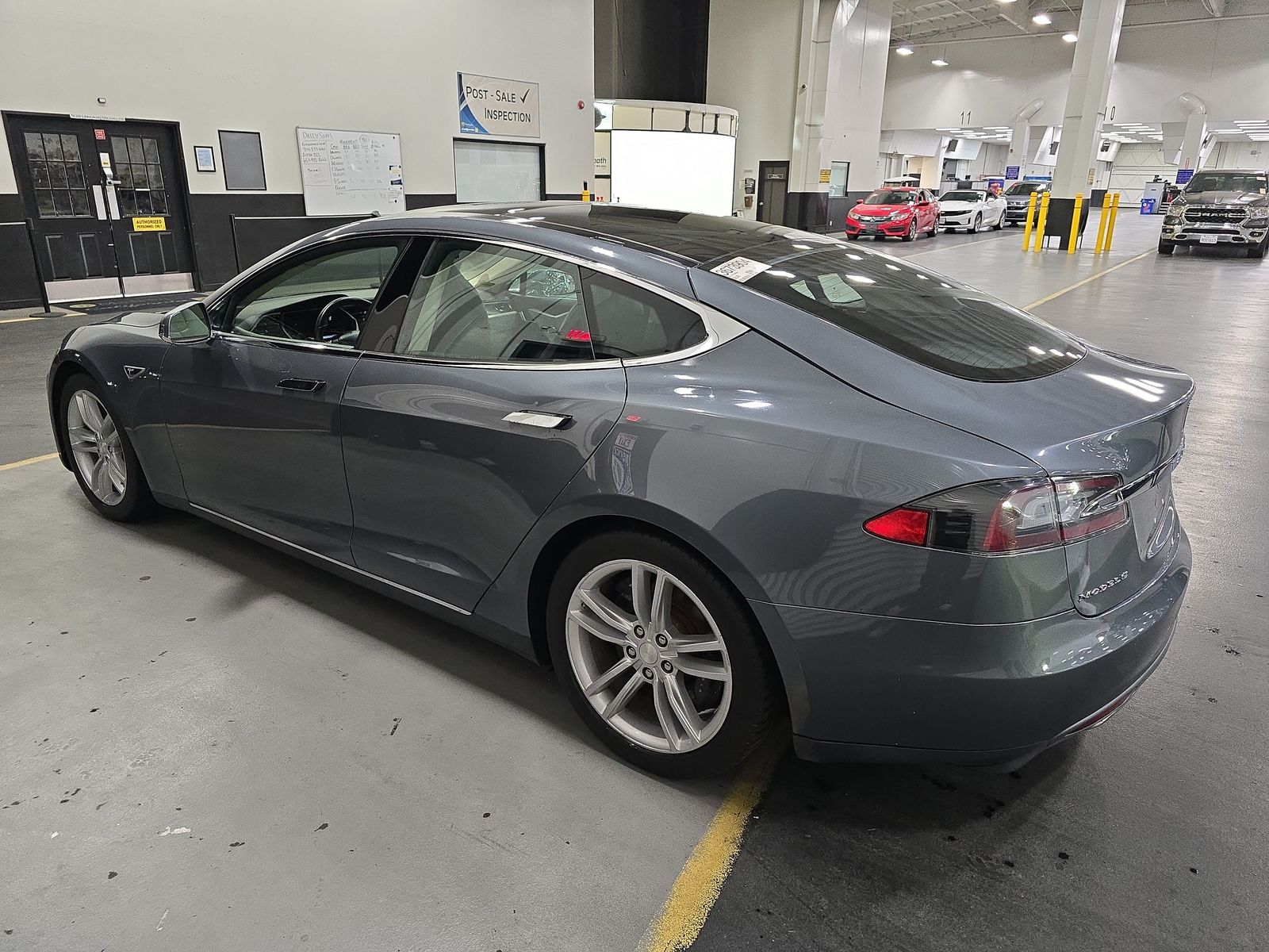 2013 Tesla Model S Performance FWD