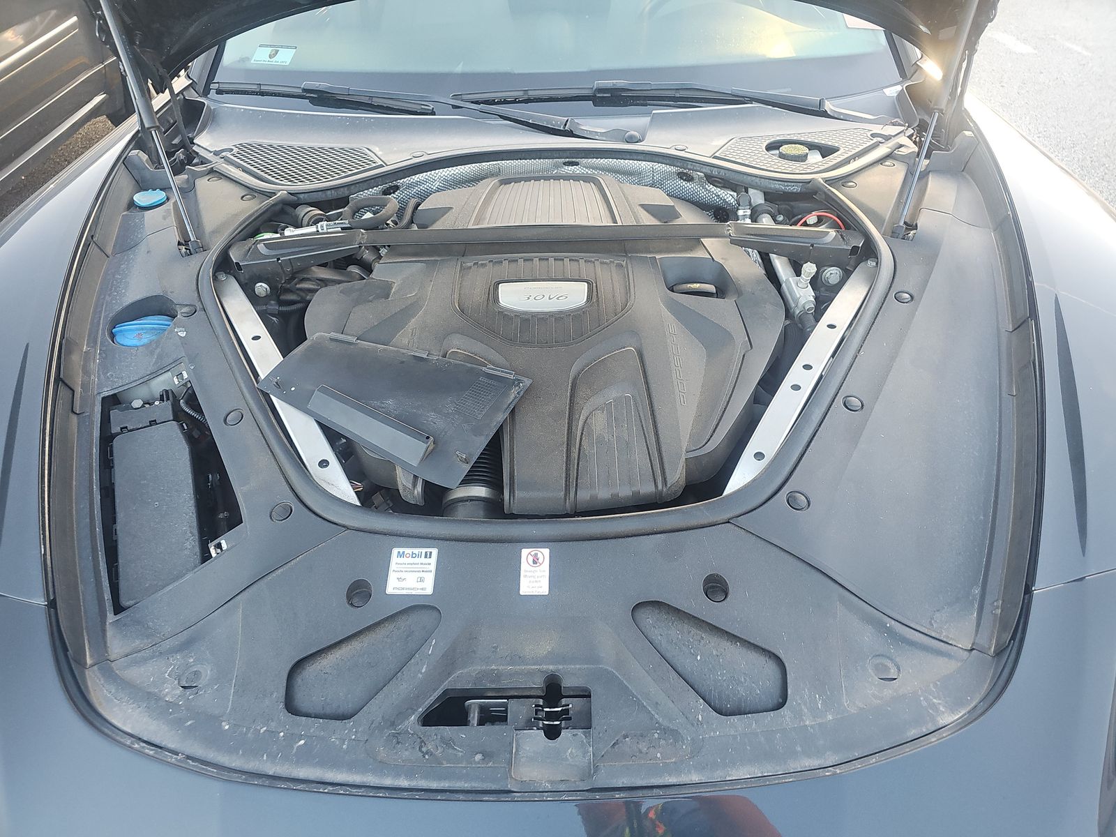 2017 Porsche Panamera Base RWD