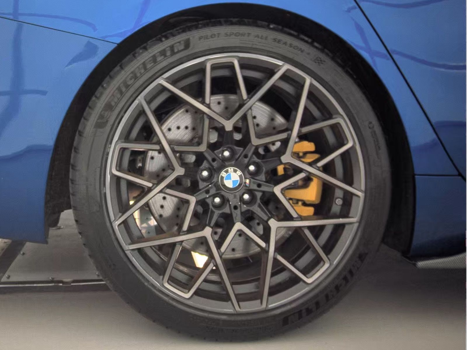 2022 BMW M8 Competition AWD