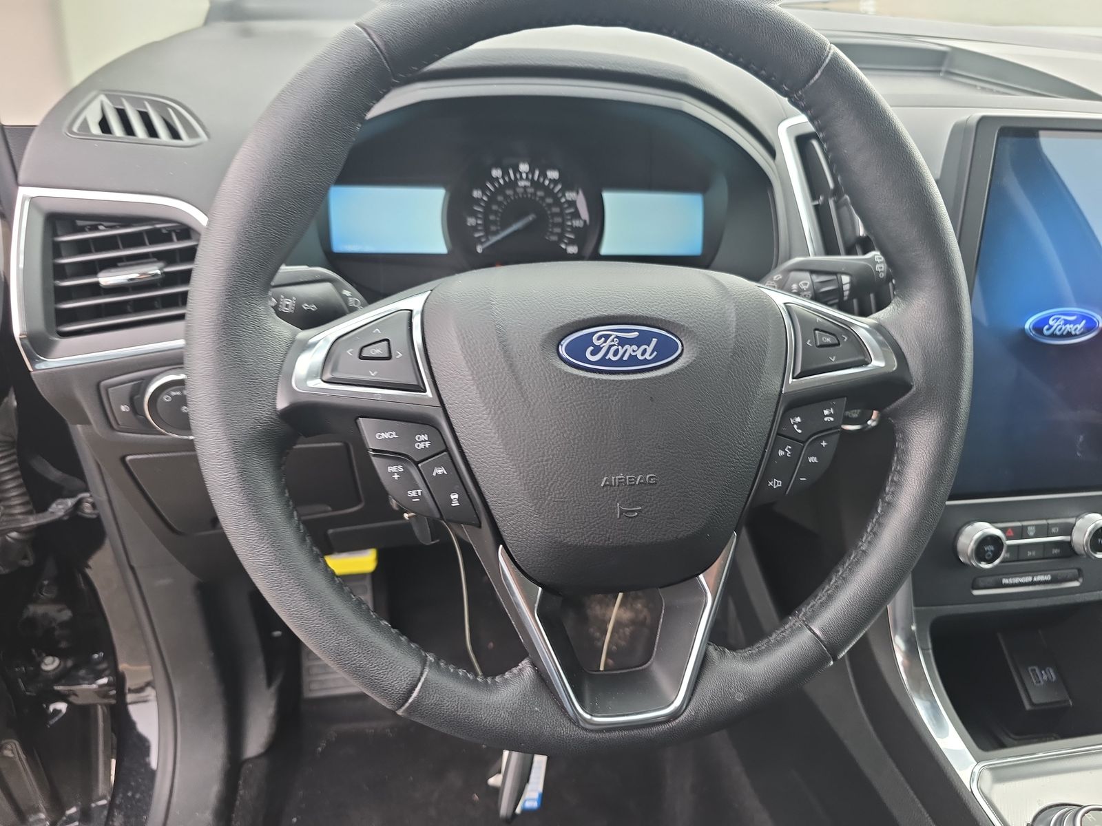2022 Ford Edge Titanium AWD