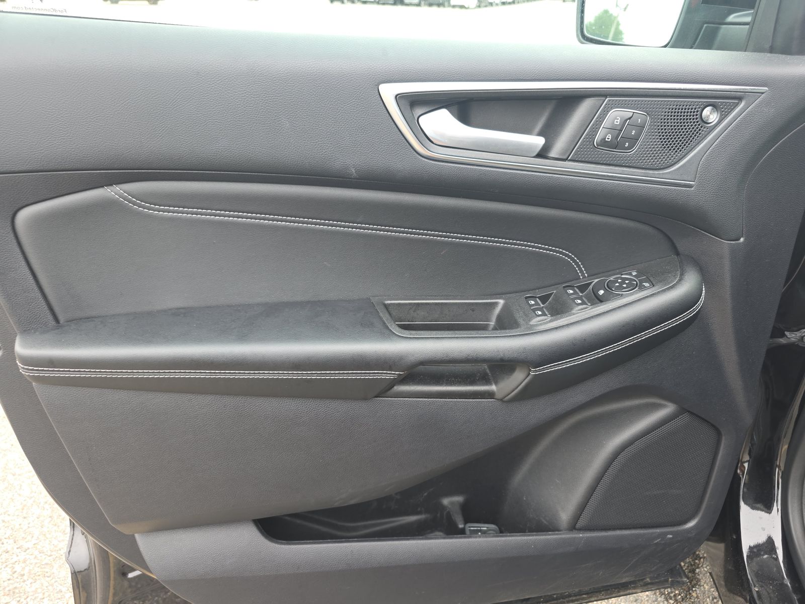 2022 Ford Edge Titanium AWD