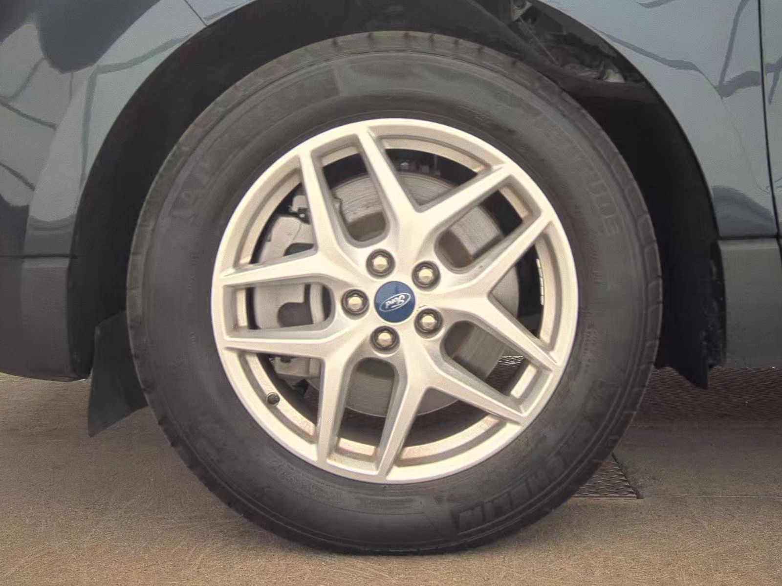 2022 Ford Edge SEL AWD