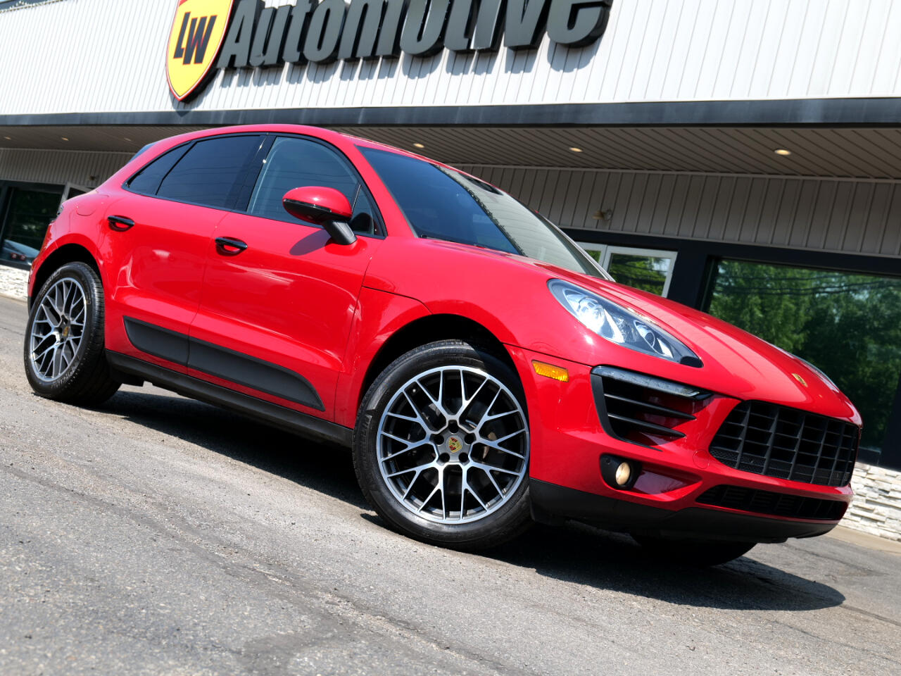 2018 Porsche Macan Sport Edition