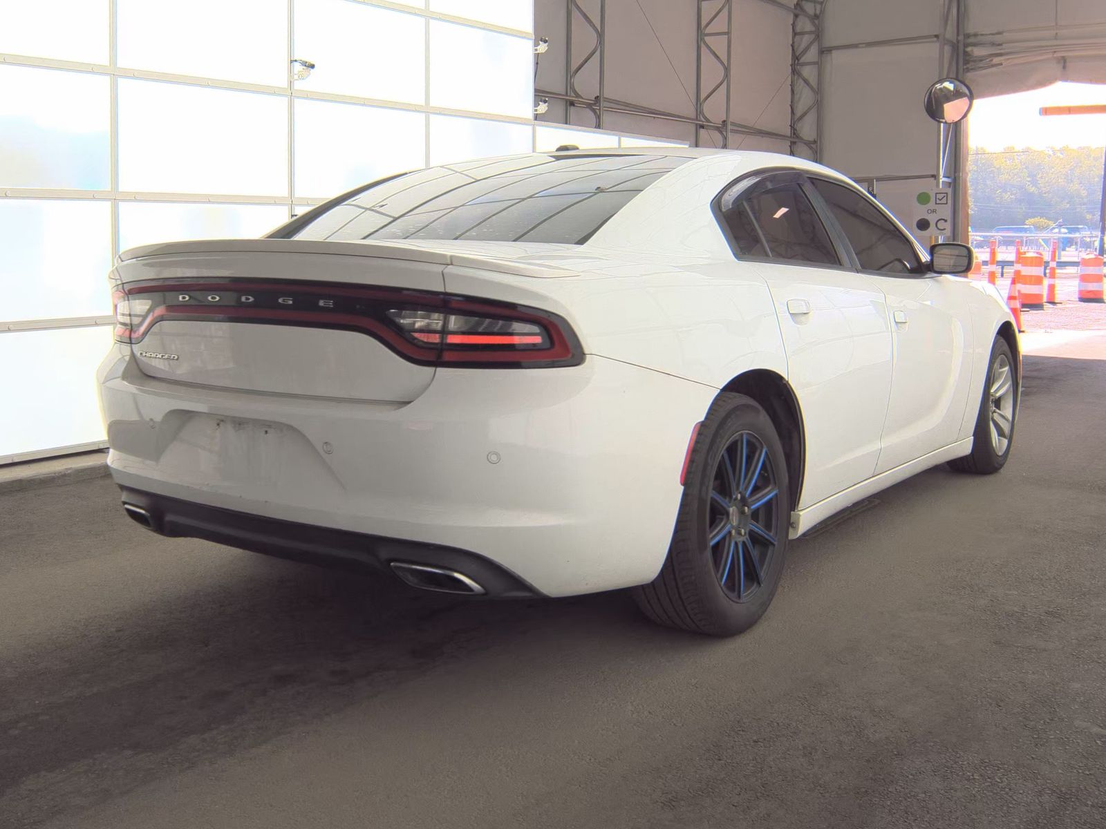 2015 Dodge Charger SE RWD
