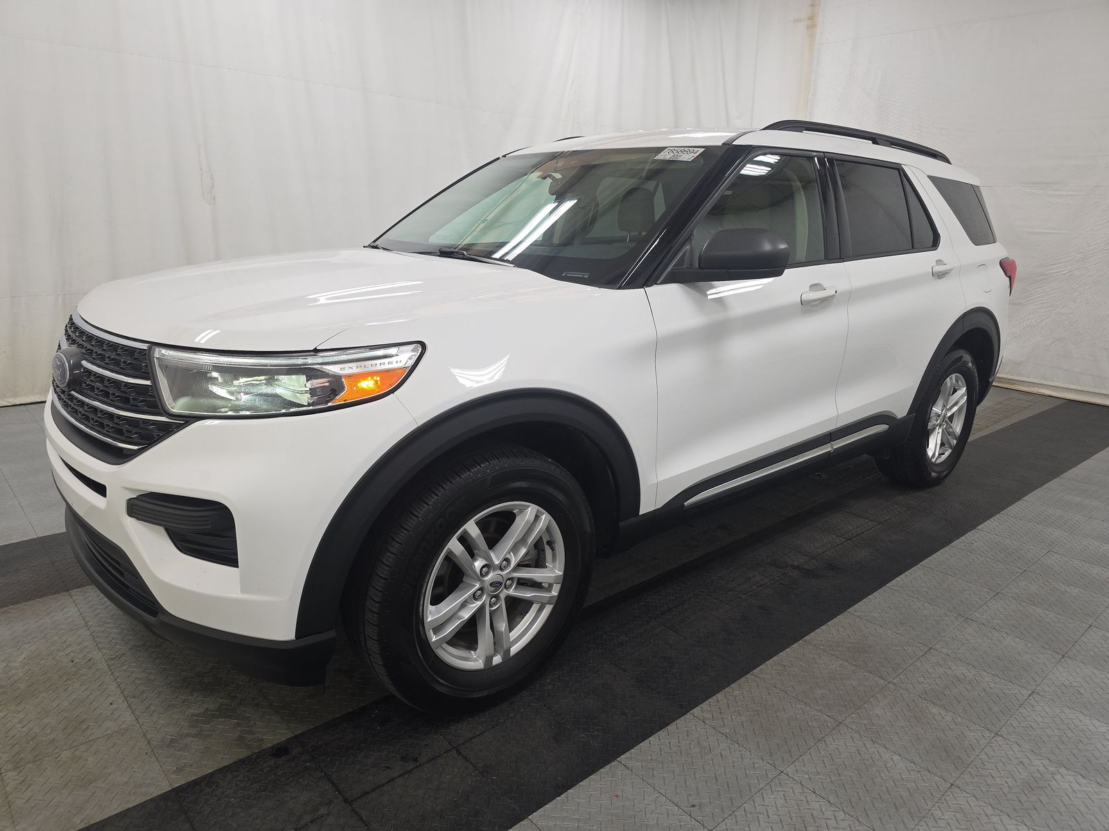 2022 Ford Explorer XLT AWD