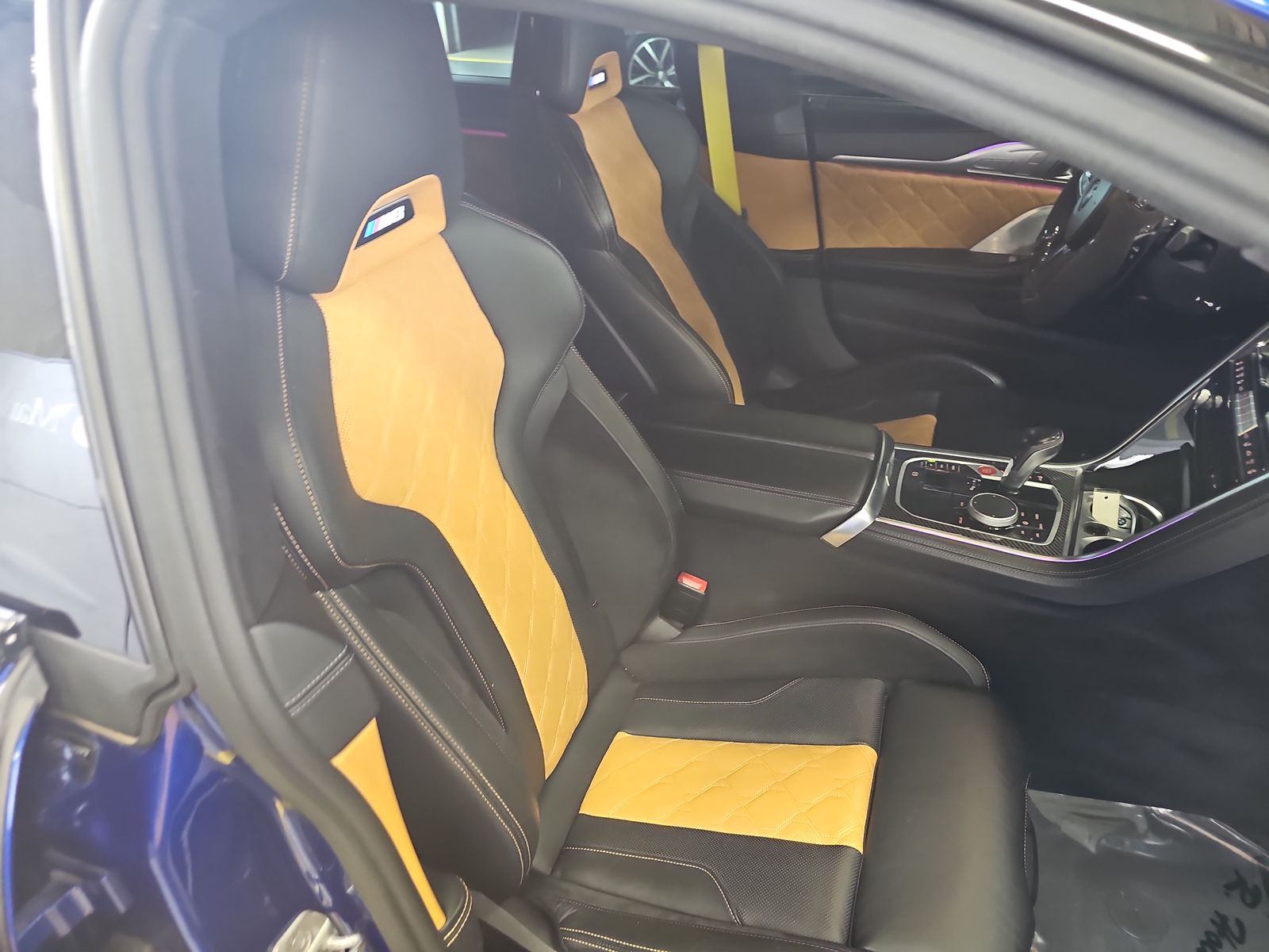 2022 BMW M8 Competition AWD