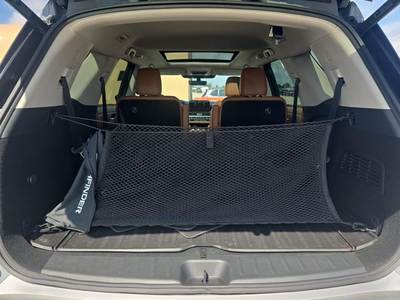 2023 Nissan Pathfinder Platinum AWD