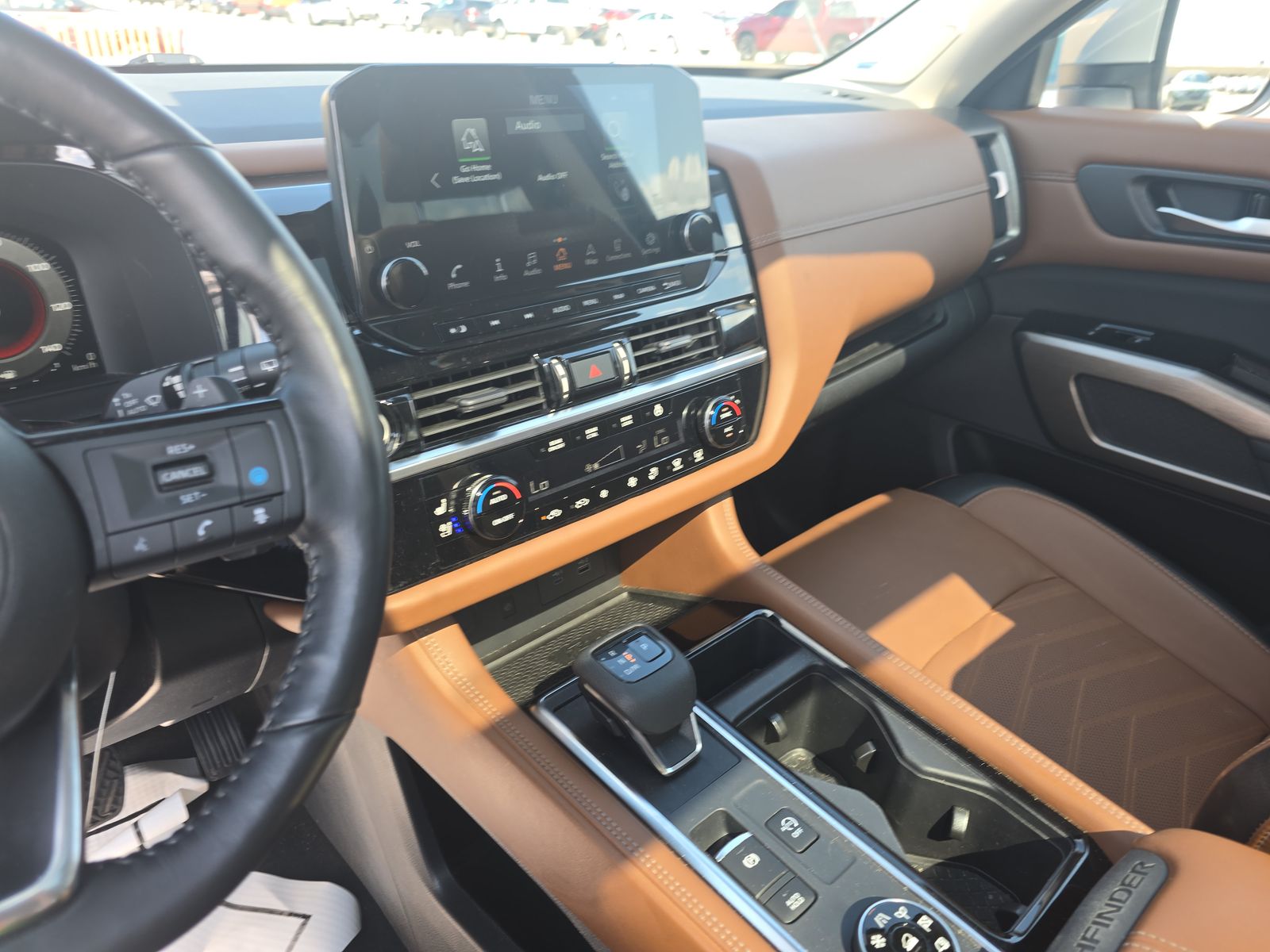 2023 Nissan Pathfinder Platinum AWD
