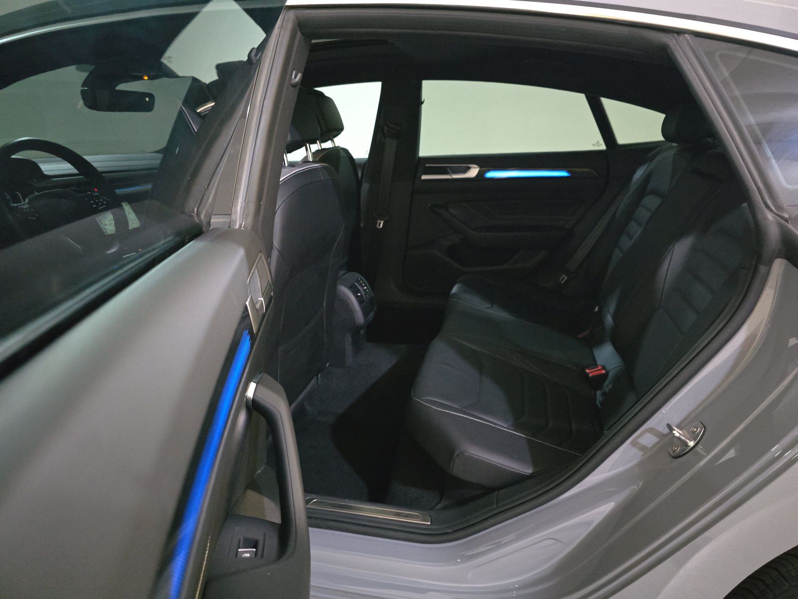2023 Volkswagen Arteon SEL R-Line AWD