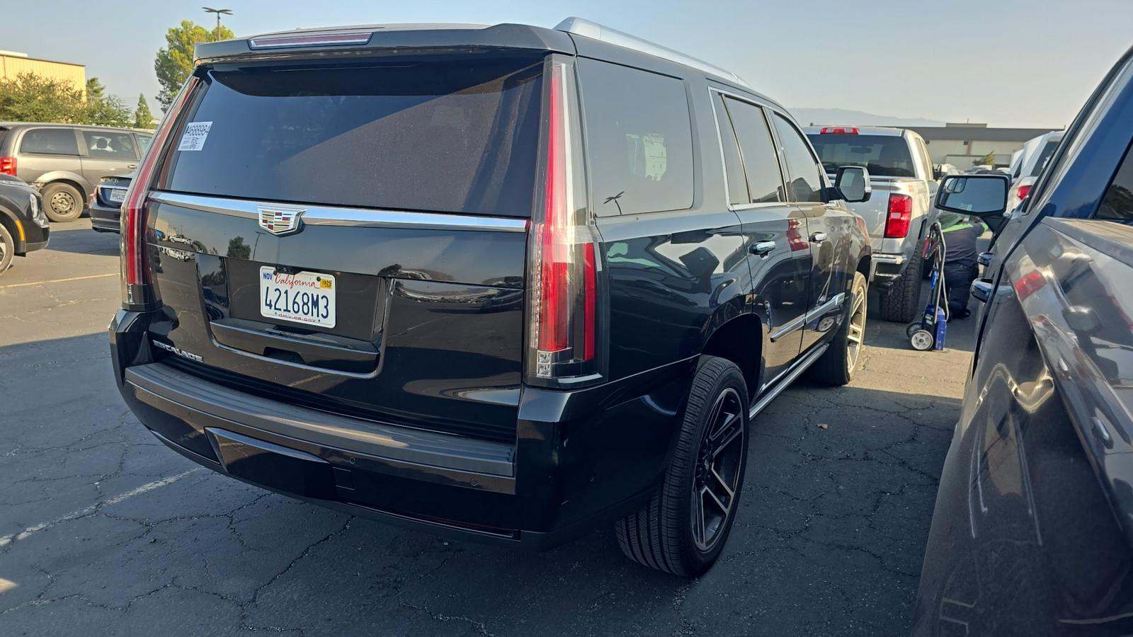 2019 Cadillac Escalade Platinum AWD