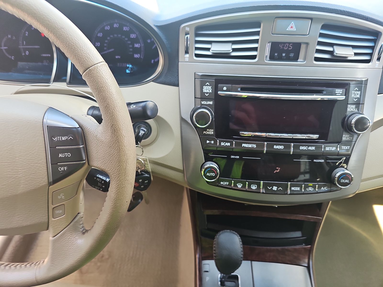 2011 Toyota Avalon Base FWD