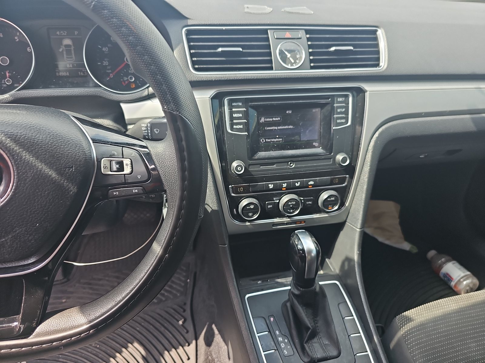 2016 Volkswagen Passat 1.8T R-Line FWD