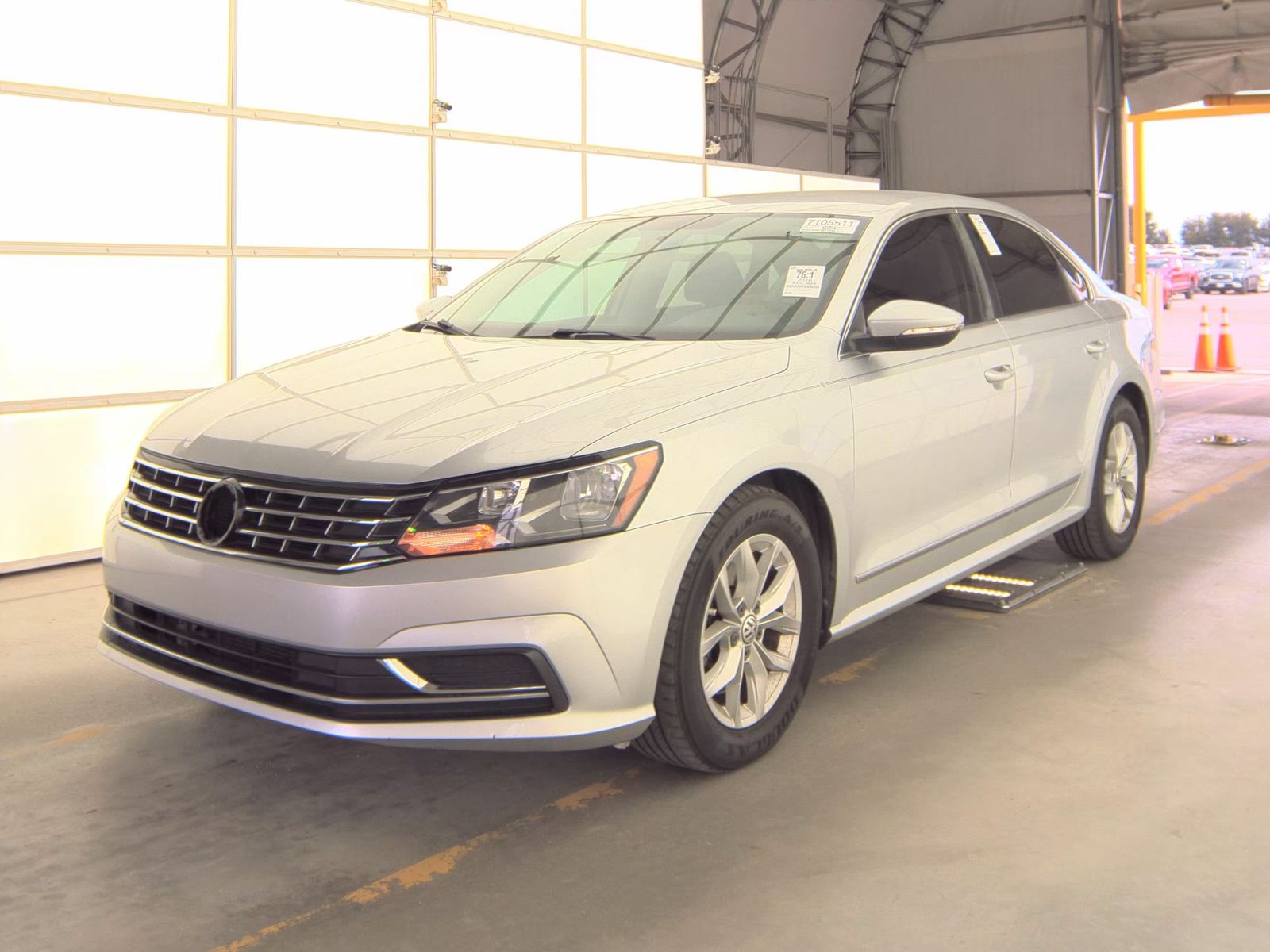 2016 Volkswagen Passat 1.8T R-Line FWD
