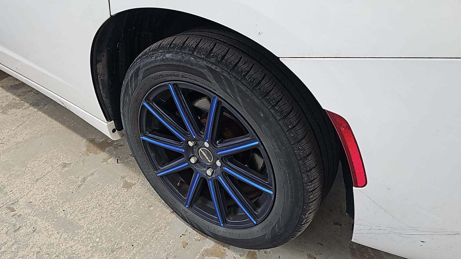 2015 Dodge Charger SE RWD