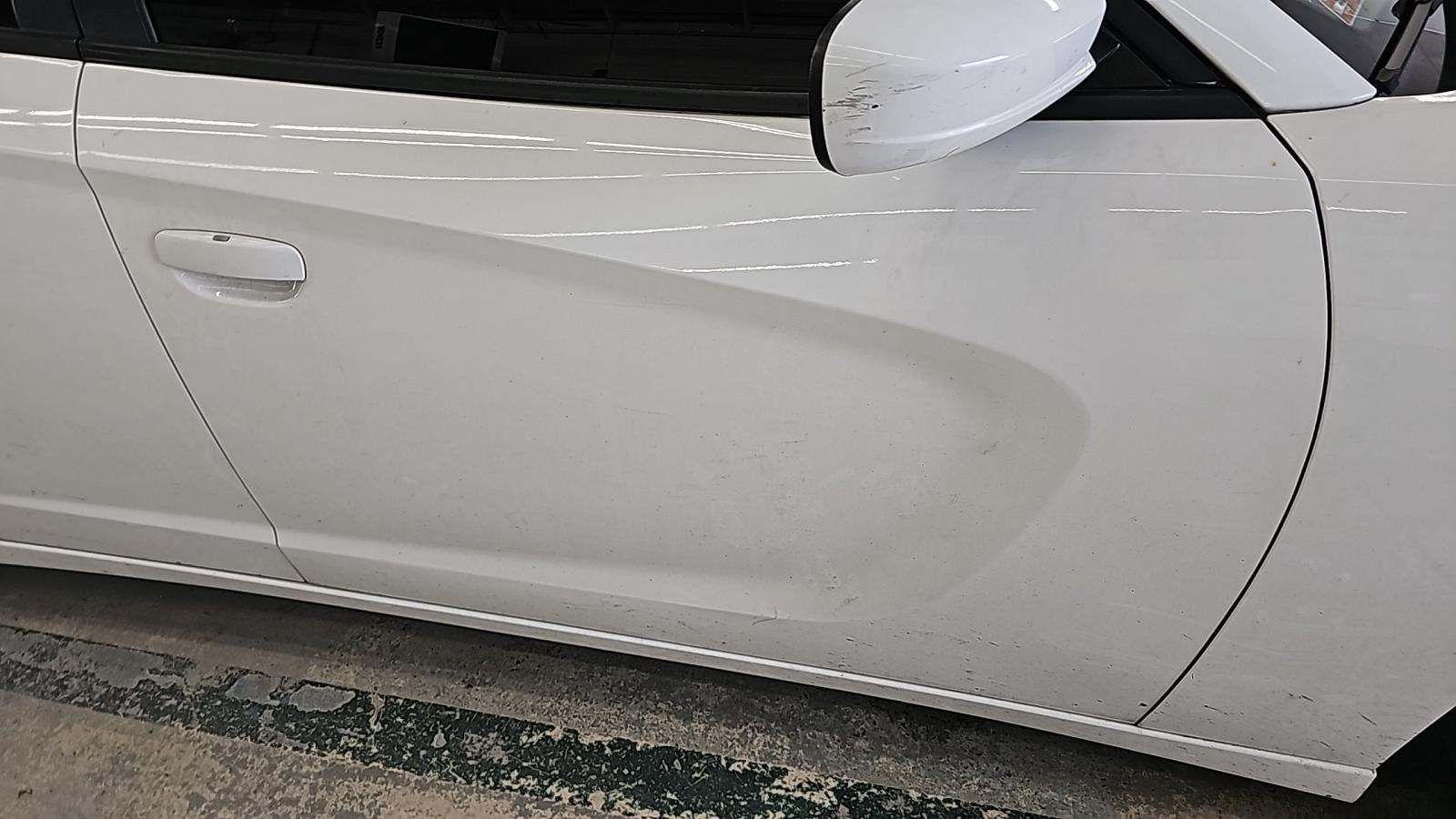 2015 Dodge Charger SE RWD