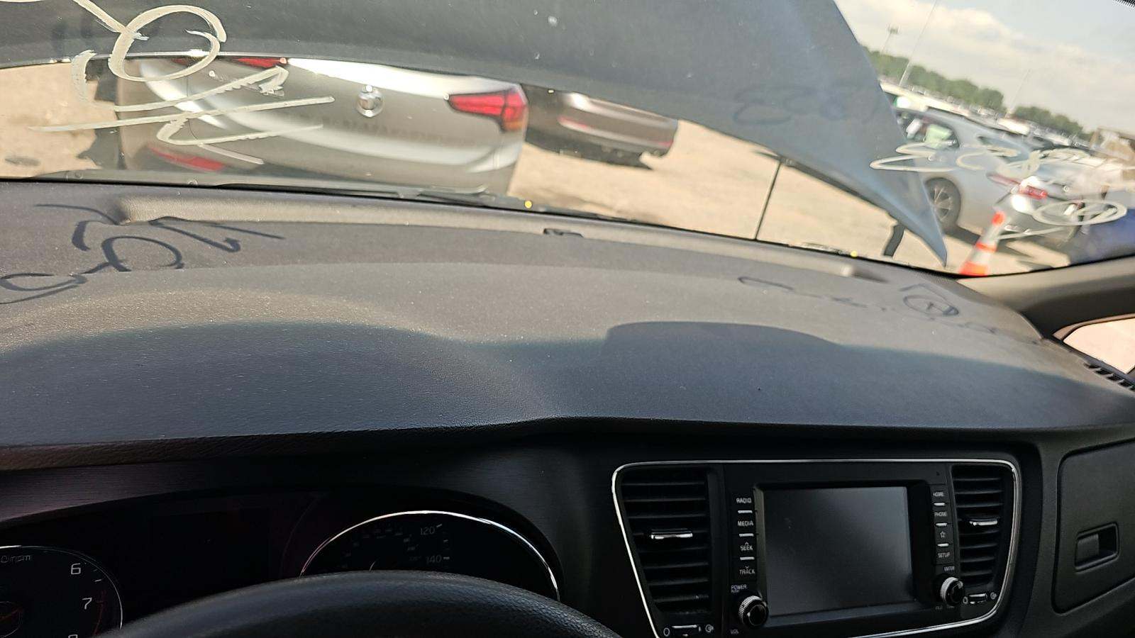 2019 Kia Sedona LX FWD