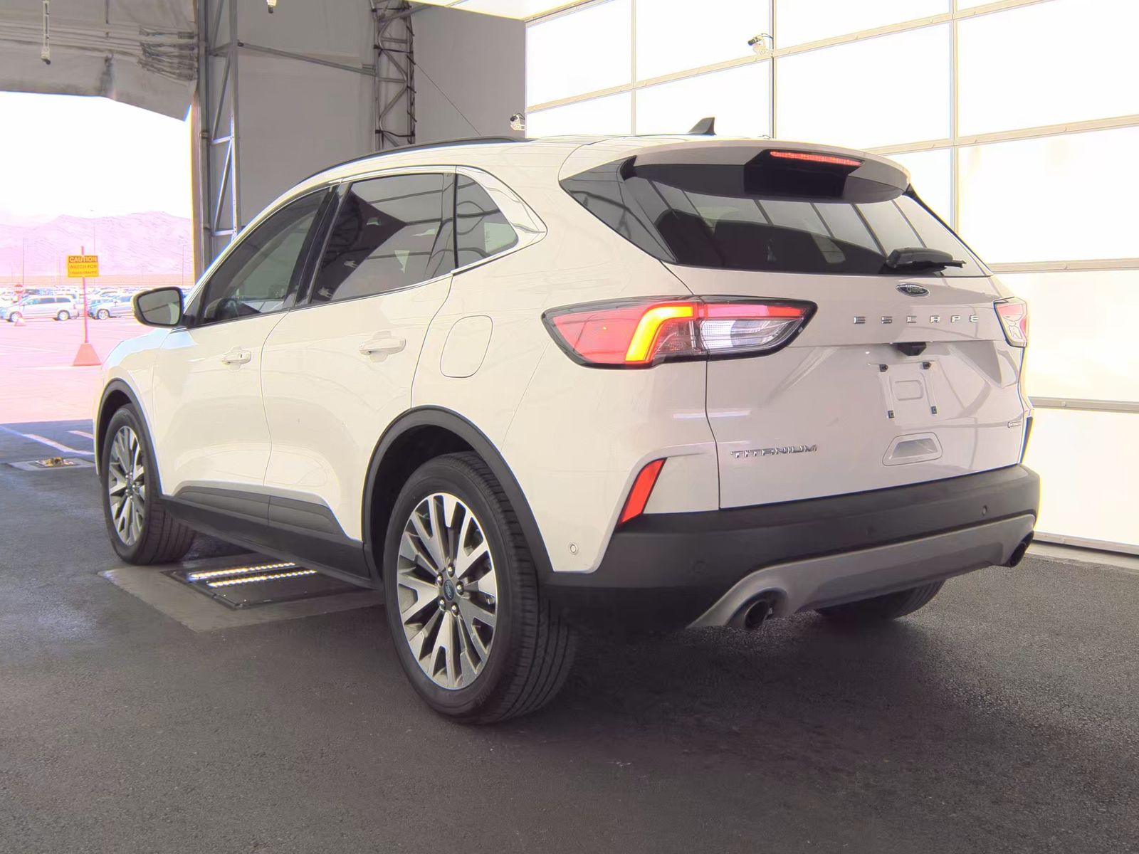2020 Ford Escape Hybrid Titanium AWD