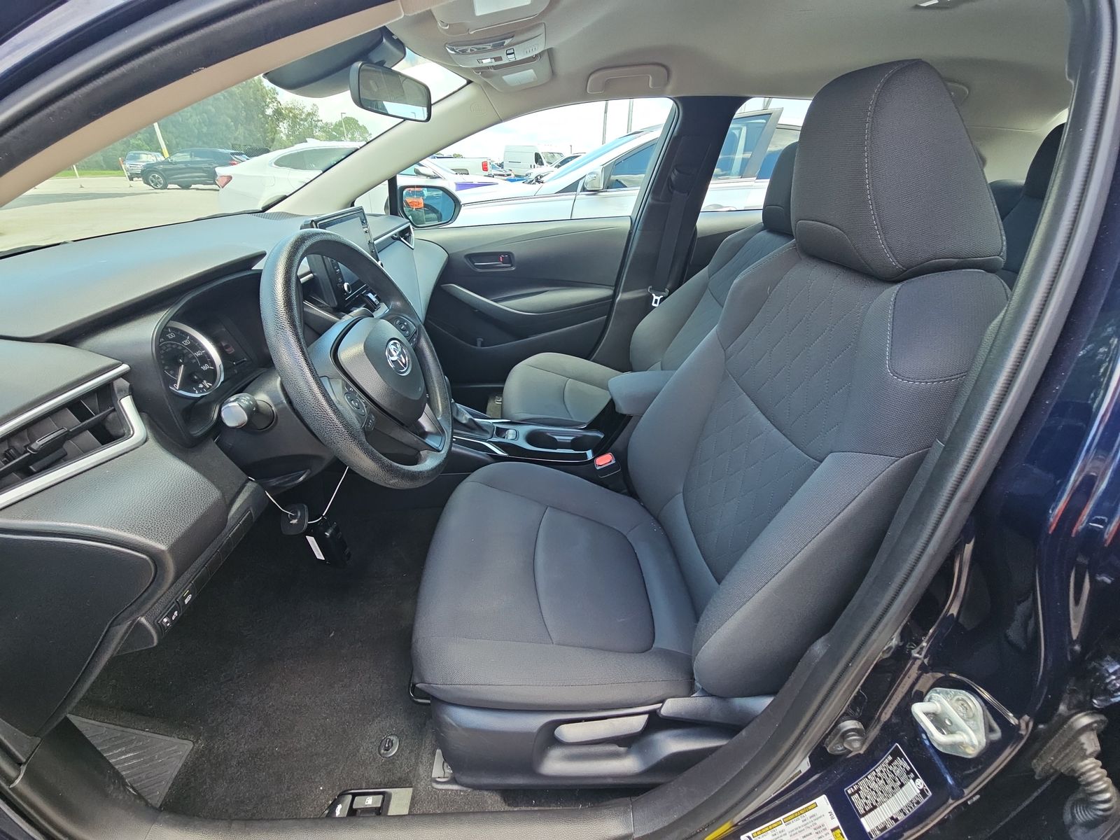 2022 Toyota Corolla LE FWD