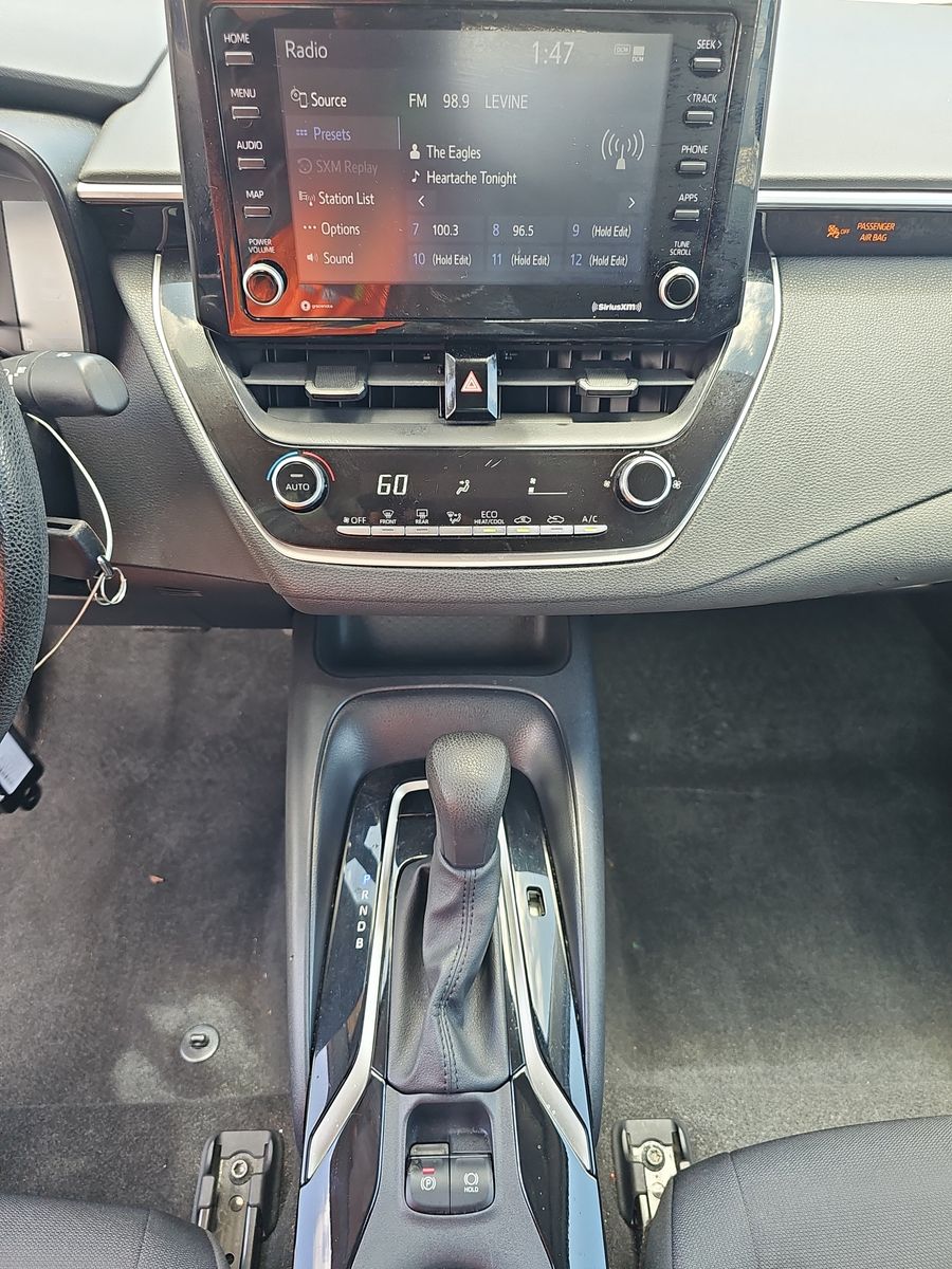 2022 Toyota Corolla LE FWD