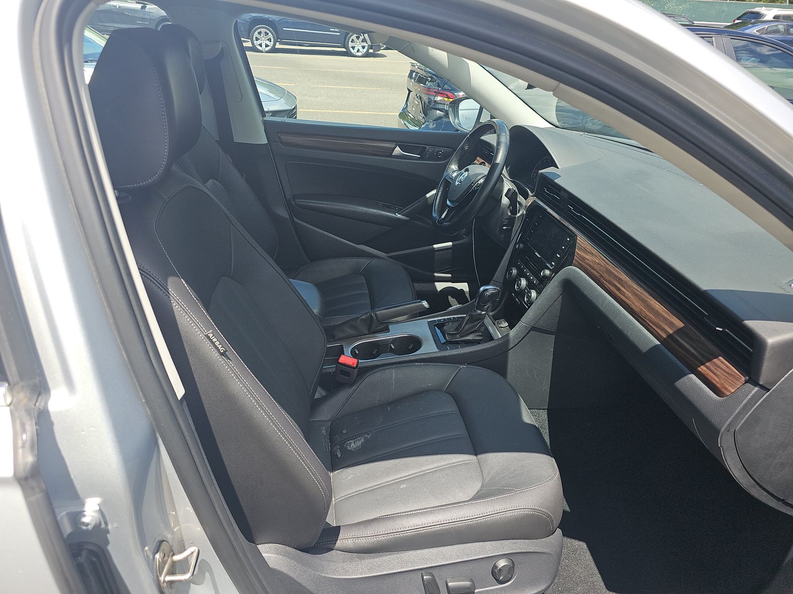 2020 Volkswagen Passat 2.0T SEL FWD