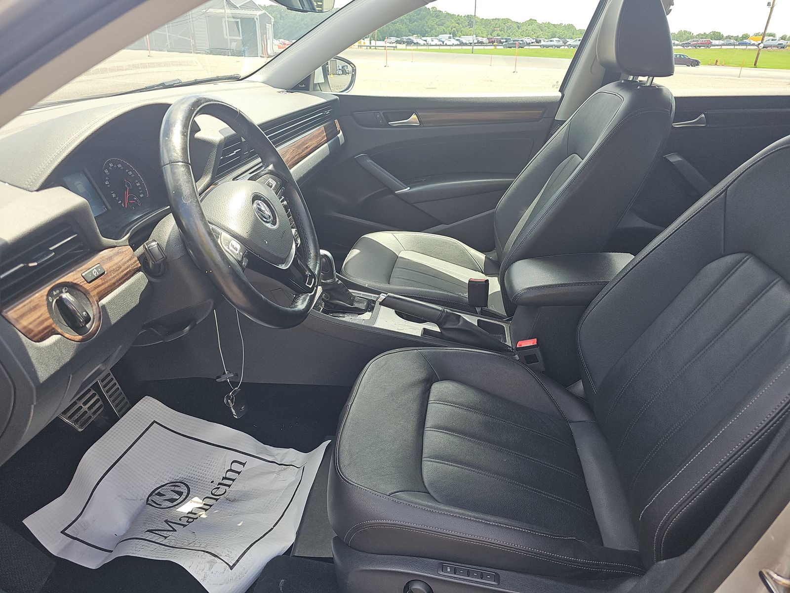 2020 Volkswagen Passat 2.0T SEL FWD
