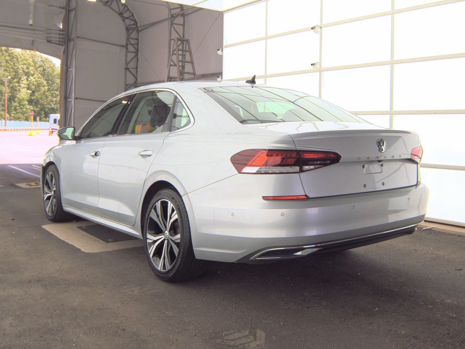 2020 Volkswagen Passat 2.0T SEL FWD