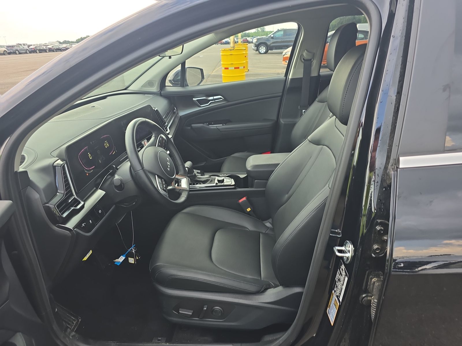 2024 Kia Sportage EX FWD