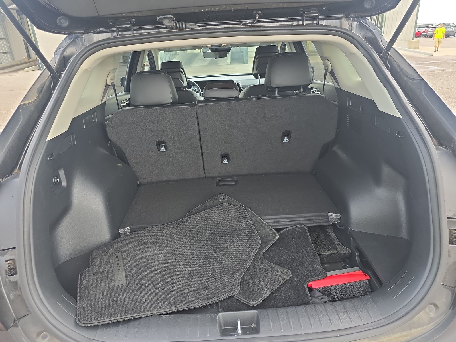 2024 Kia Sportage EX FWD