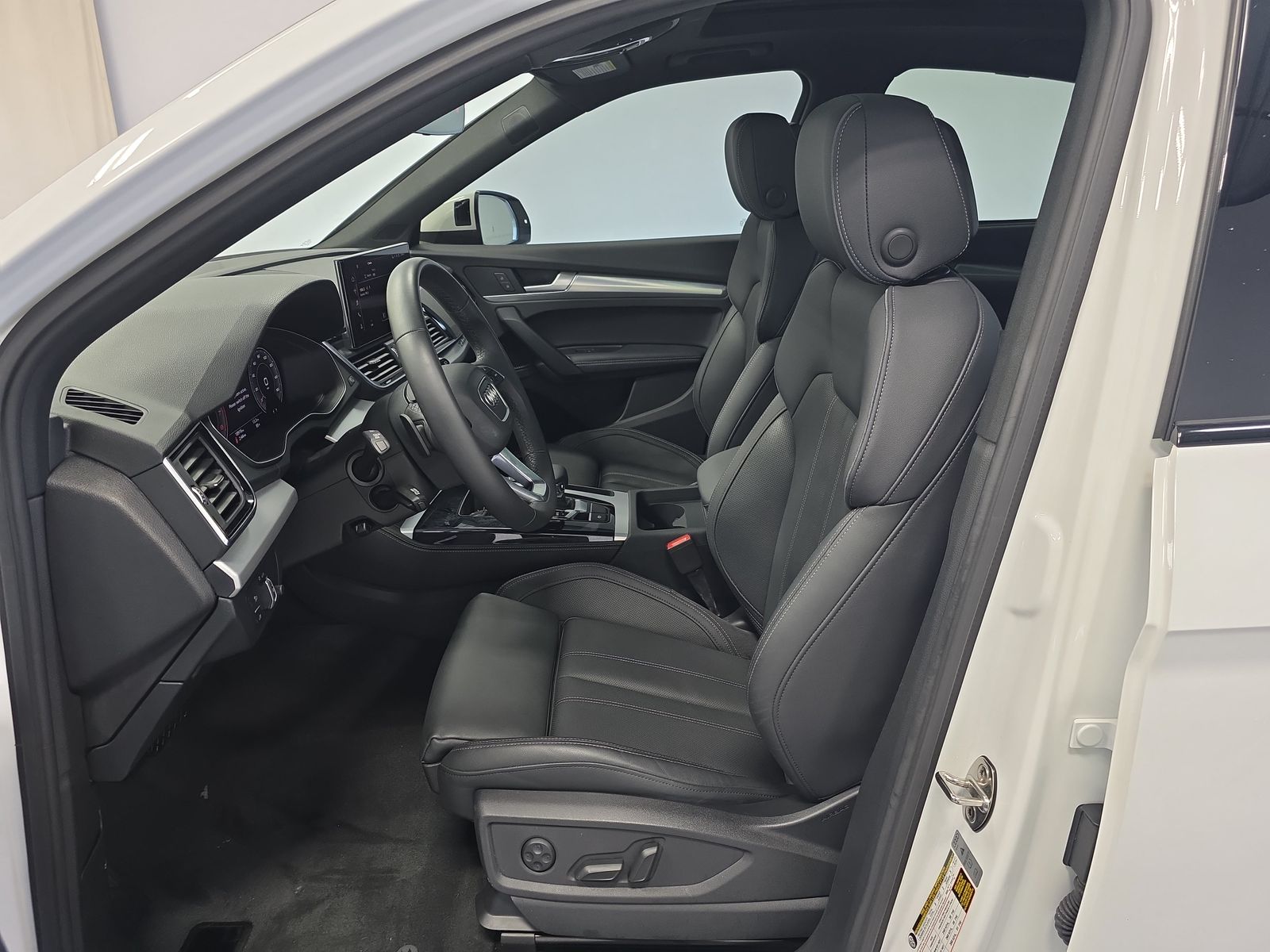 2023 Audi Q5 S line Premium Plus AWD