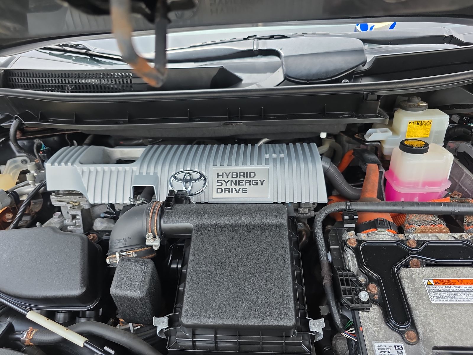2012 Toyota Prius v Two FWD