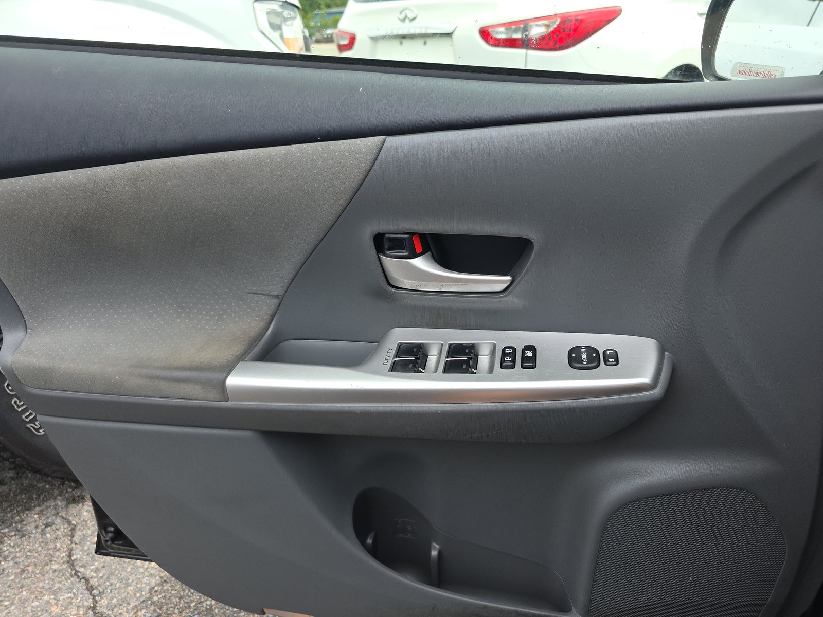 2012 Toyota Prius v Two FWD