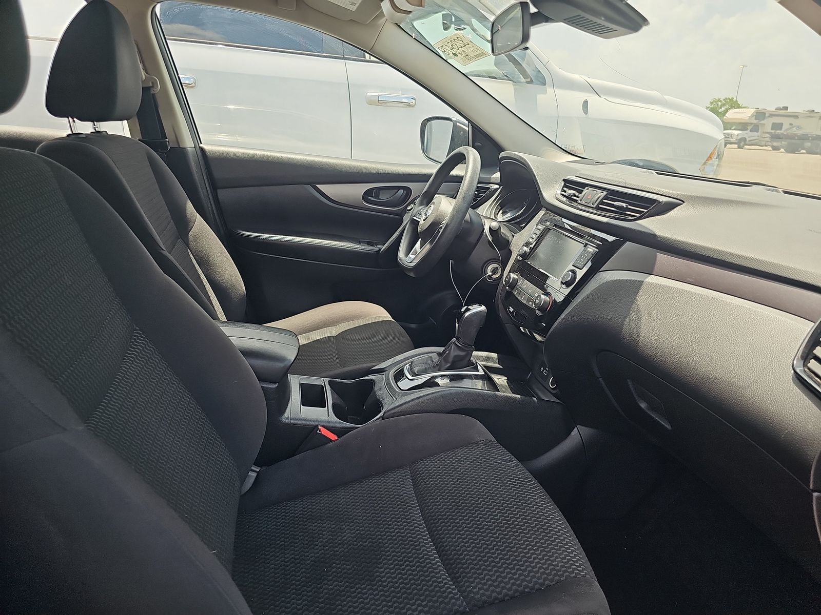 2020 Nissan Rogue Sport S FWD