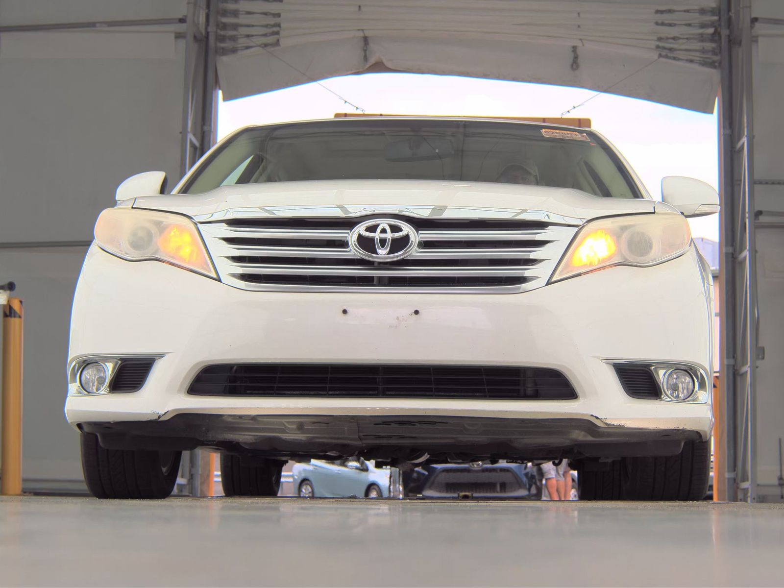 2011 Toyota Avalon Base FWD
