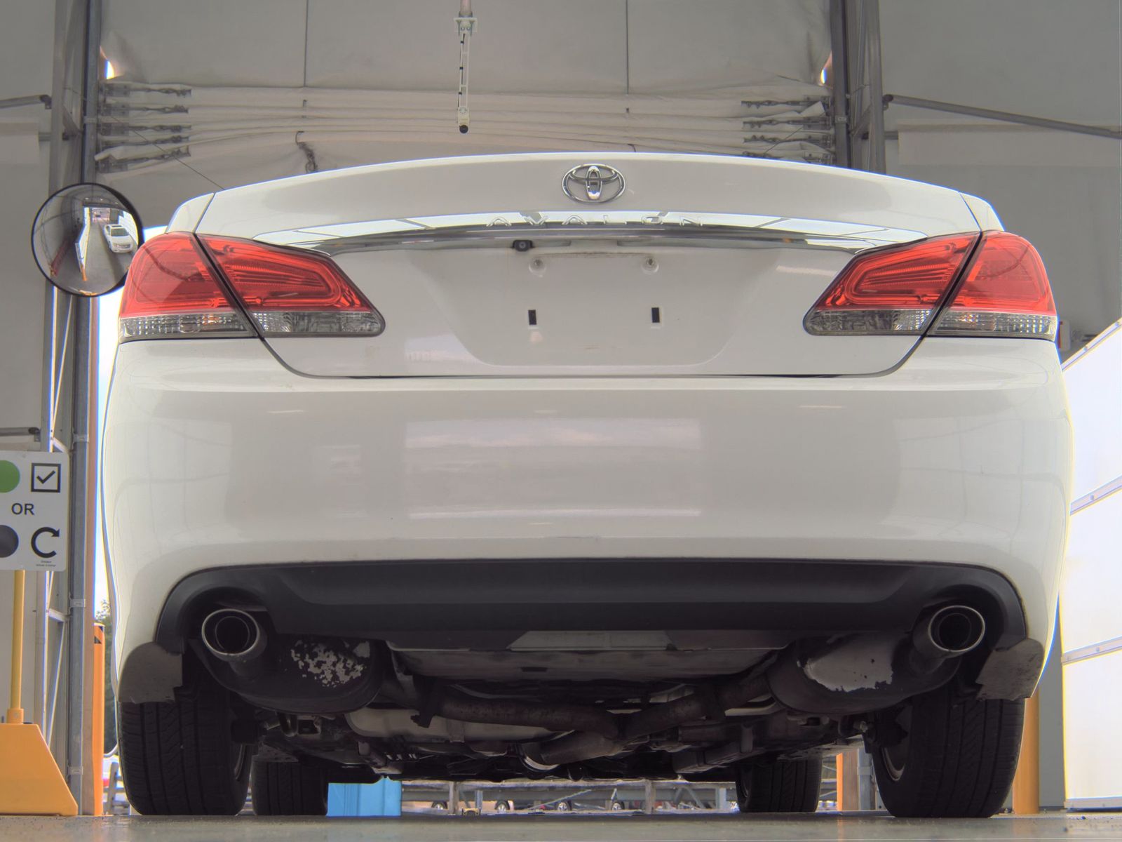 2011 Toyota Avalon Base FWD