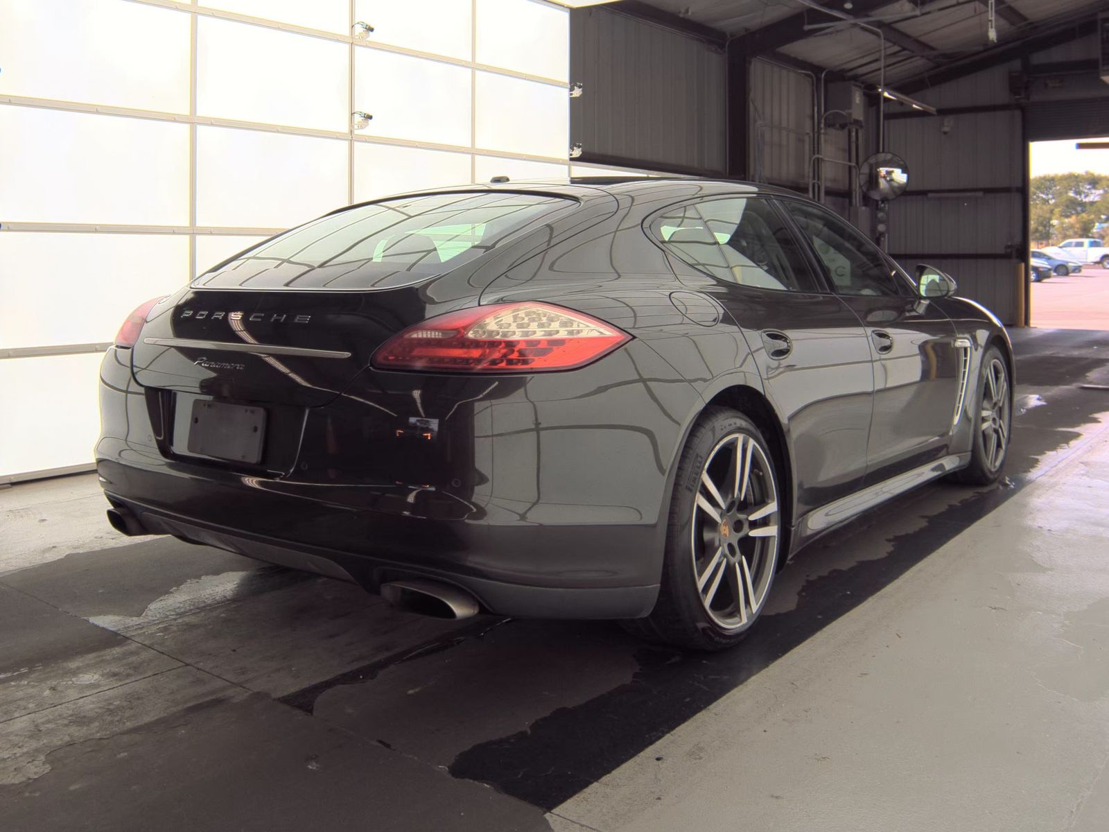 2013 Porsche Panamera Platinum Edition RWD