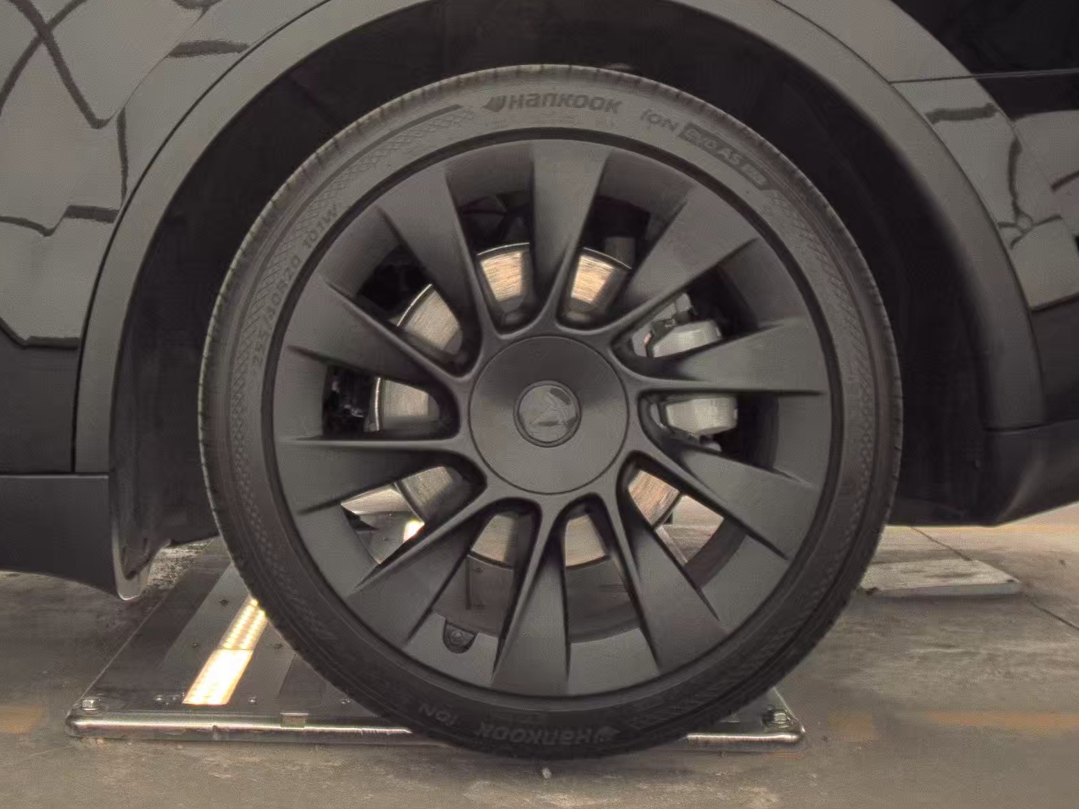 2022 Tesla Model Y Long Range AWD