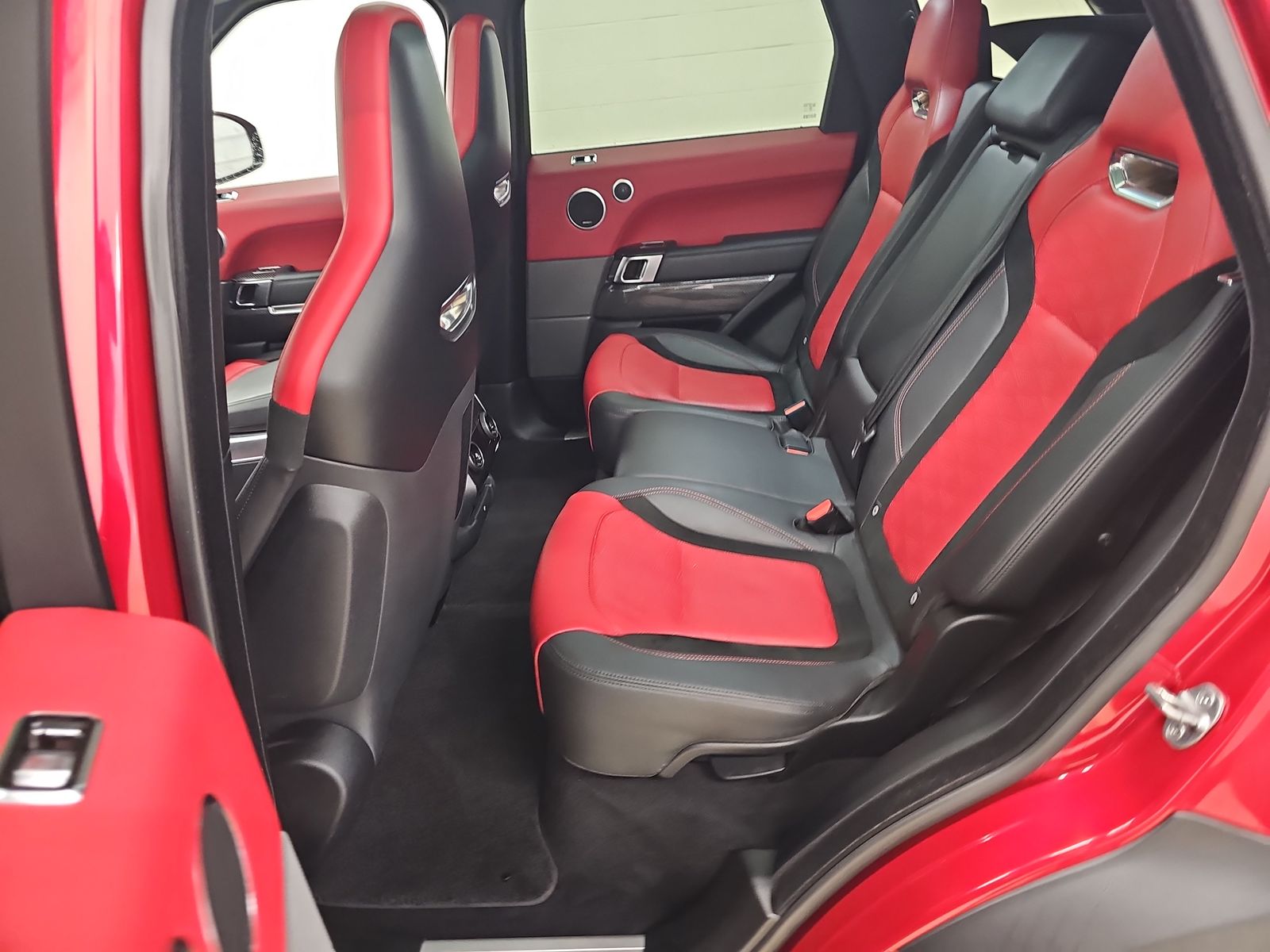 2018 Land Rover Range Rover Sport SVR AWD