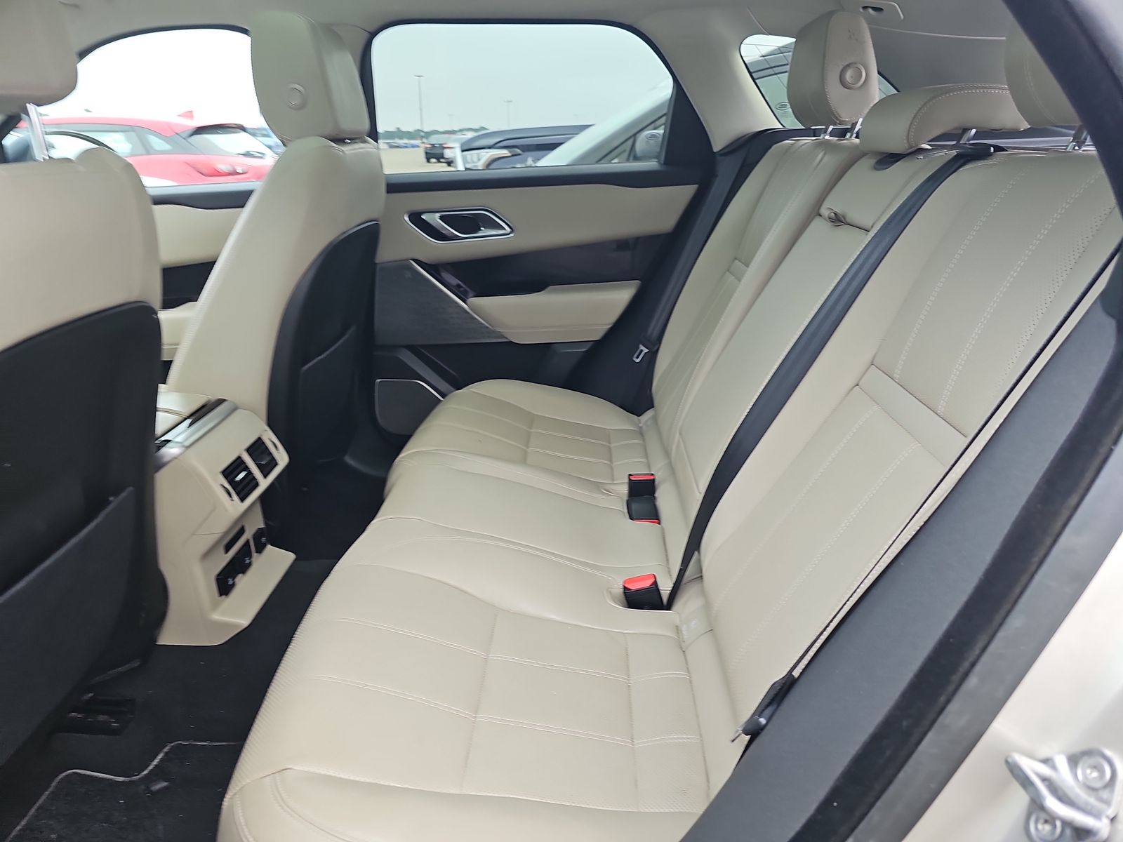 2018 Land Rover Range Rover Velar R-Dynamic SE AWD