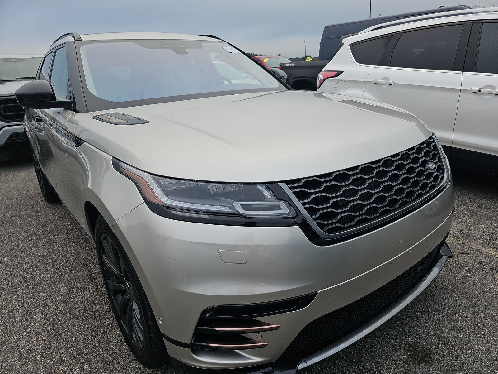 2018 Land Rover Range Rover Velar R-Dynamic SE AWD