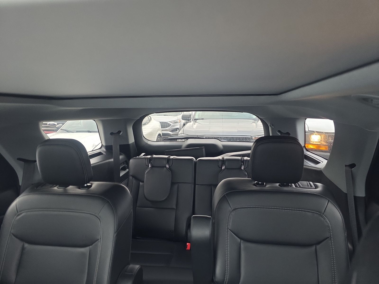 2023 Ford Explorer XLT AWD